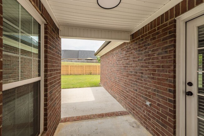 Building Photo - 1053 Grove Landing Ln