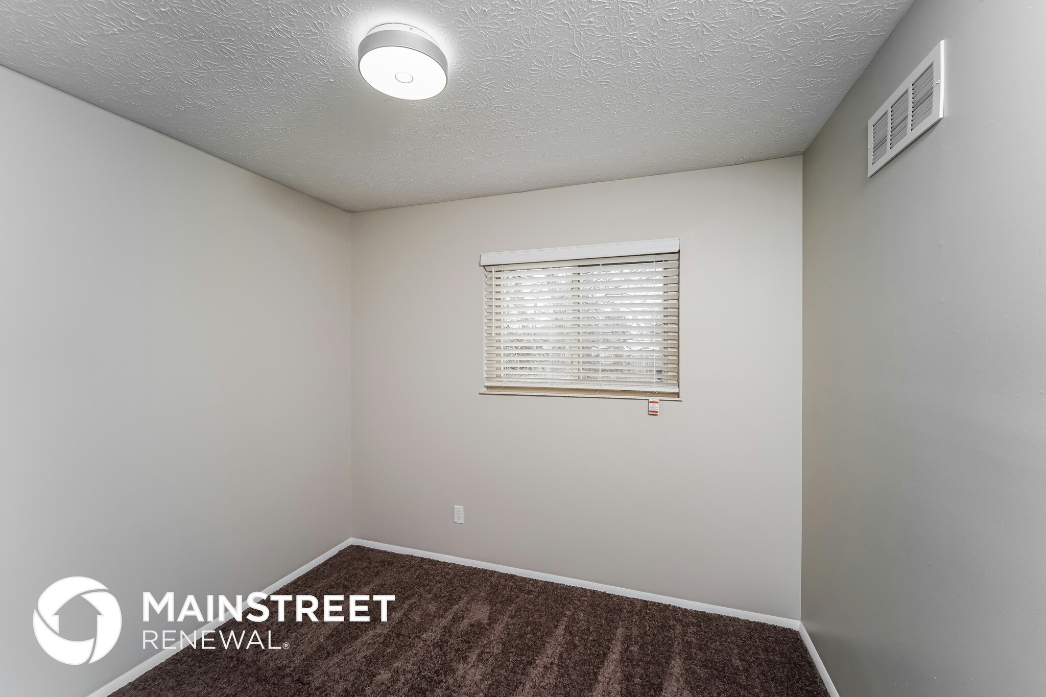 Building Photo - 5010 Tolkien Ct