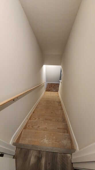 Building Photo - 61 Snapdragon Dr