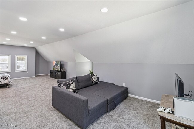 Building Photo - 1962 W 96th St