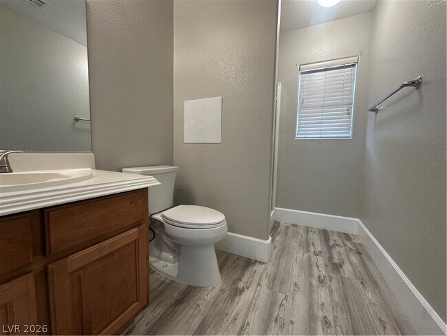 Building Photo - 2176 Low Creek Ct