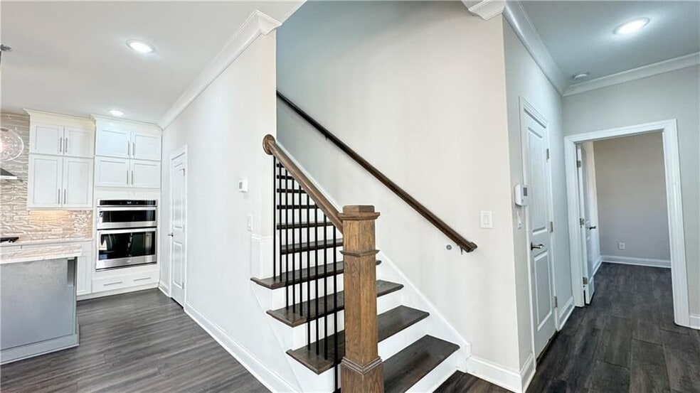 Building Photo - 750 Fieldcrest Park Ln