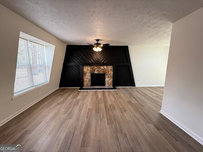 Building Photo - 180 Reed St