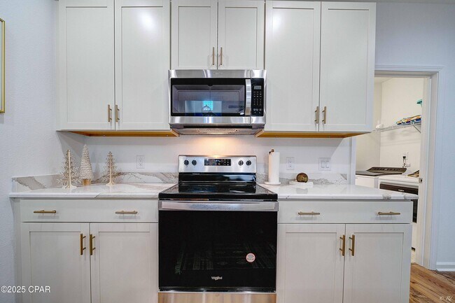 Building Photo - 8980 Coral Reef Wy