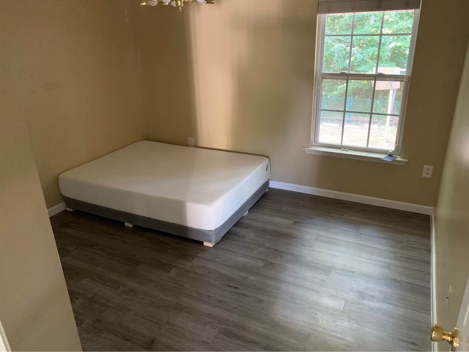 Building Photo - 591 Hamilton Chase Dr