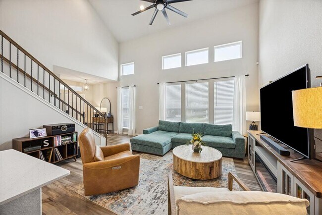 Building Photo - 12000 Corsicana Trl