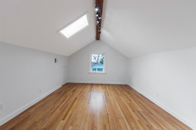 Building Photo - 1459 Munger St