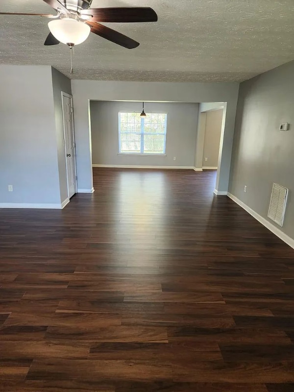 Building Photo - 1325 Harrington Ct