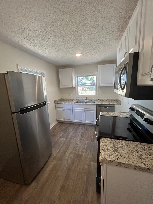 Building Photo - Belcrest