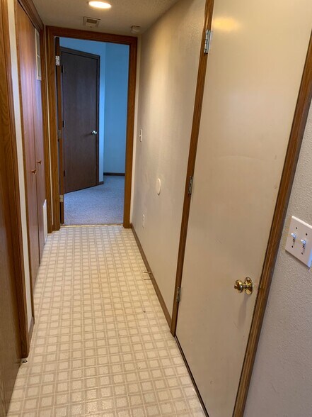 Building Photo - 2522 Walden Rd