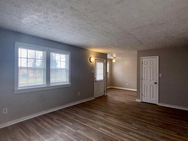 Building Photo - 51 Shields Ln