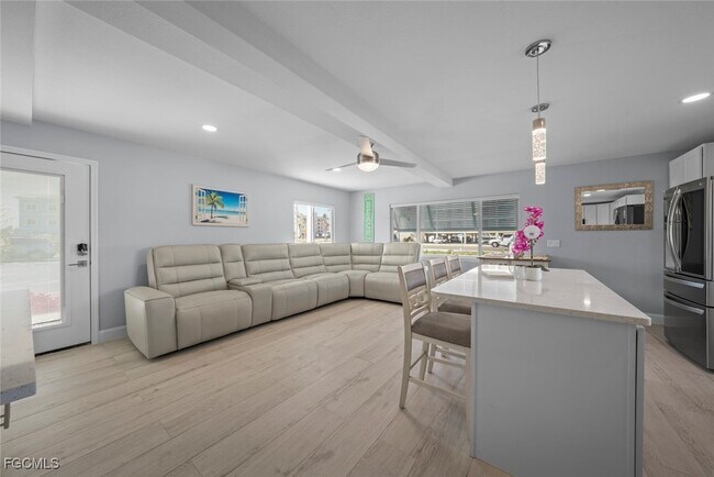 Building Photo - 6151 Estero Blvd