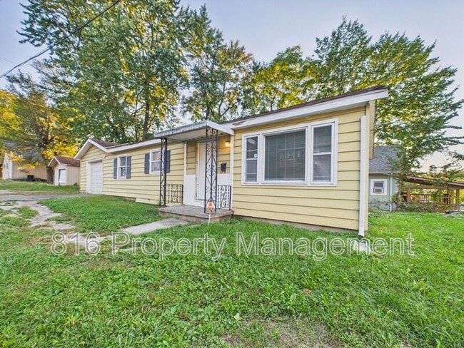 Building Photo - 2700 Oakley Ave