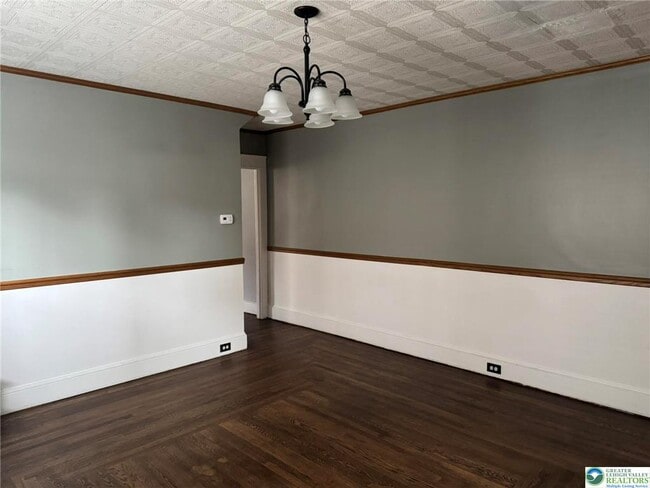 Building Photo - 1225 Delaware Ave