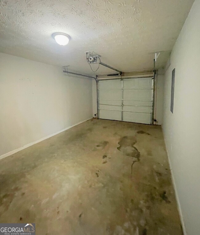 Building Photo - 103 Old Villa Rica Rd