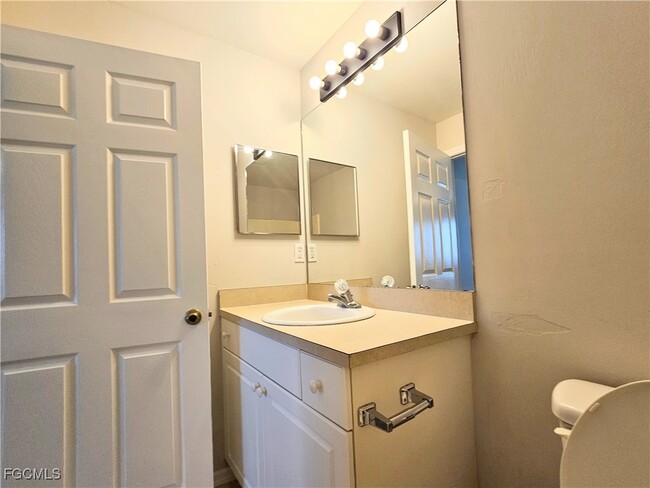 Building Photo - 2517 Park Rd