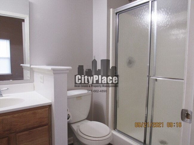 Building Photo - 608 Fisher Creek Dr, Indianapolis, IN 46239