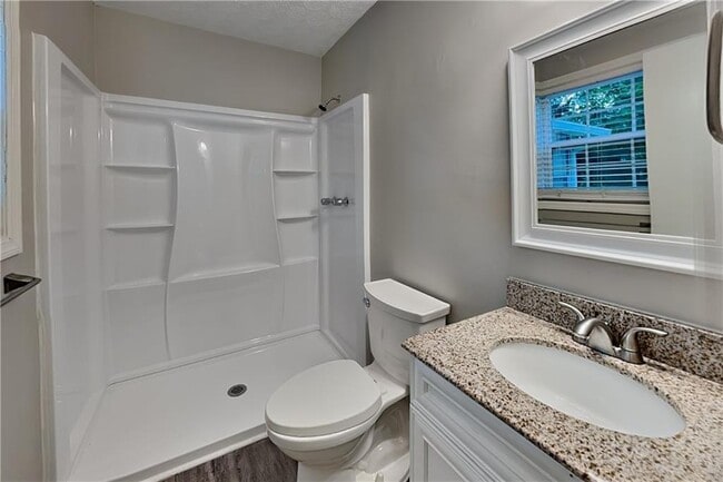 Building Photo - 2426 Emberwood Ct