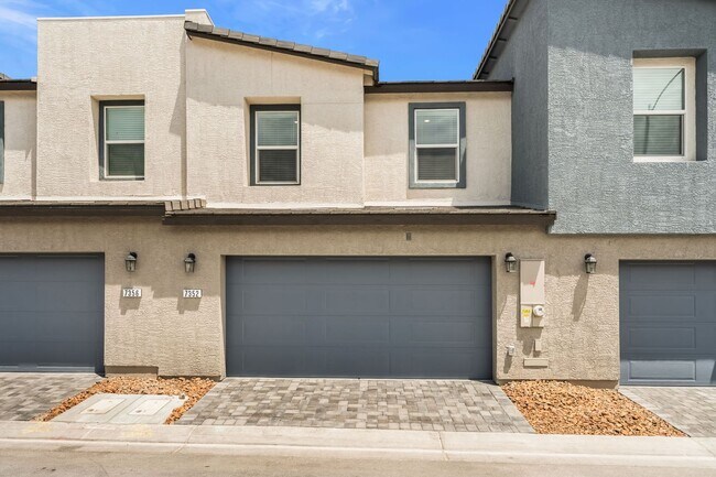Building Photo - 7352 Joanna Brk St