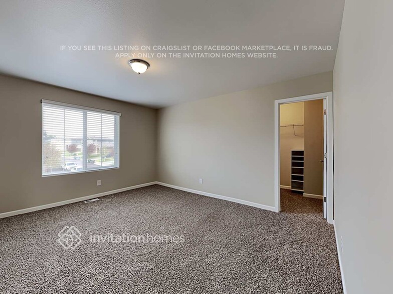 Building Photo - 19431 21st Ave Ct E