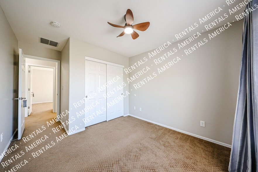 Building Photo - 3751 Desert Creek Ln