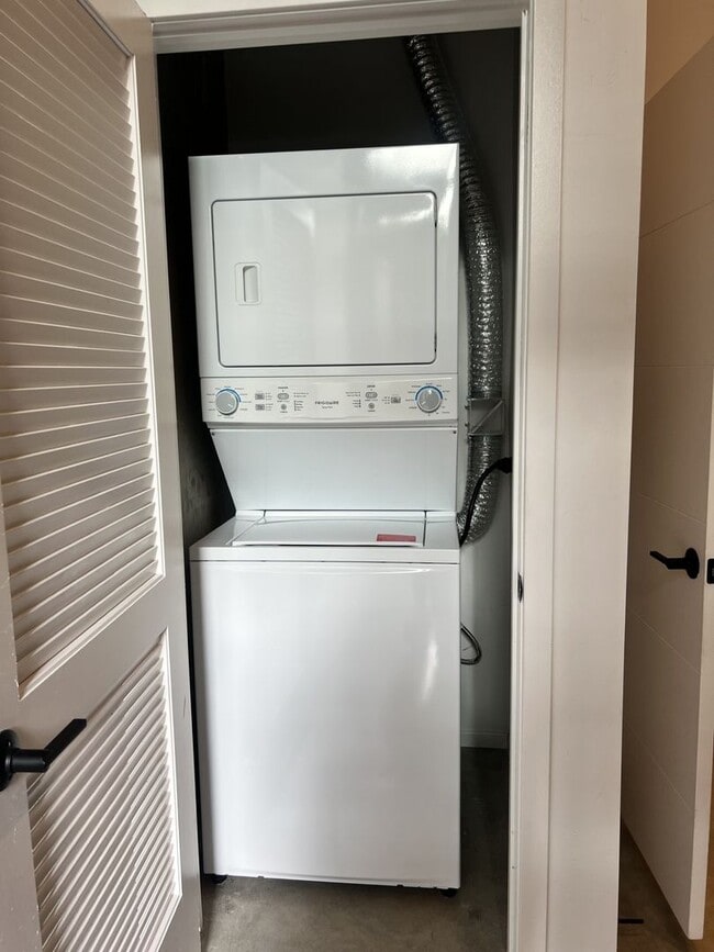 Interior Photo - Secoya Apartments