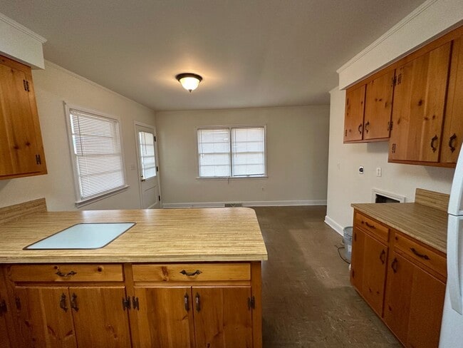 Building Photo - 3 Bed/2 Bath in Seneca, SC