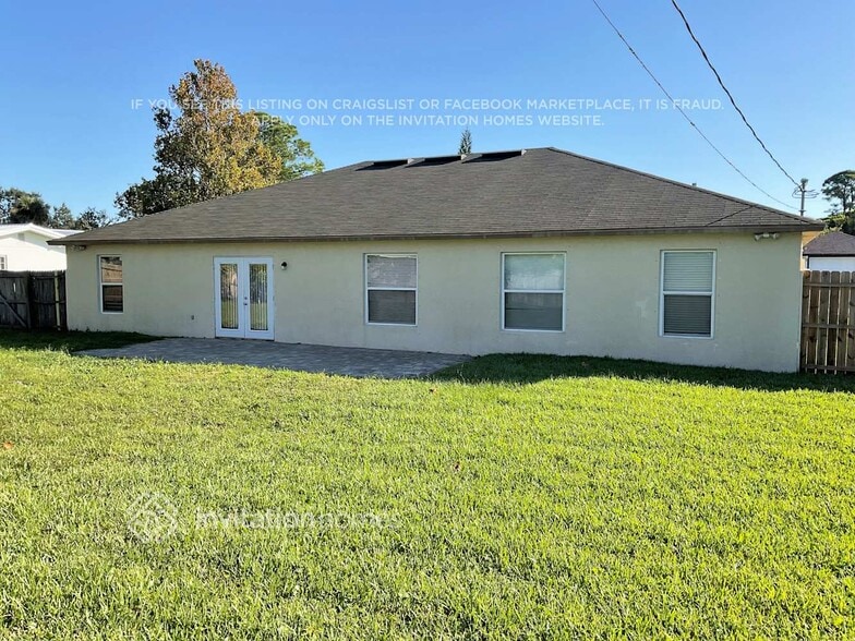 Building Photo - 2314 Umbrella Tree Dr