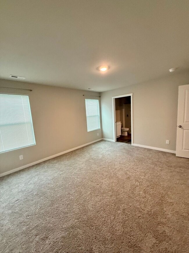 Building Photo - 10809 S 178th Ave