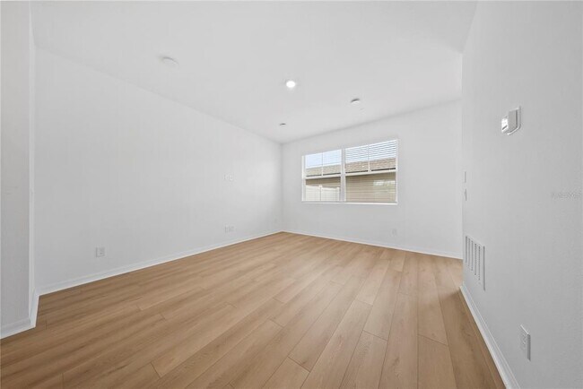 Building Photo - 17538 Northlake Grv Dr