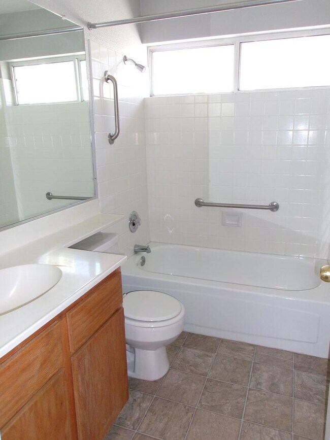 Building Photo - 6209 Alpine Meadows Rd