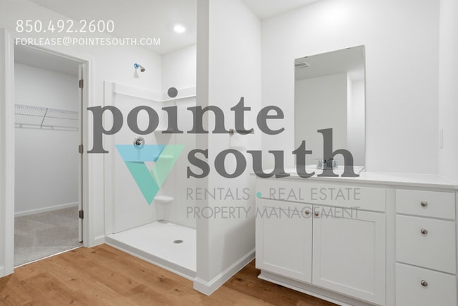 Building Photo - 16101 Eden St