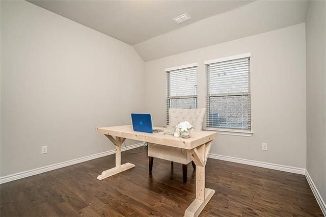 Building Photo - 1020 Rose Garden Dr