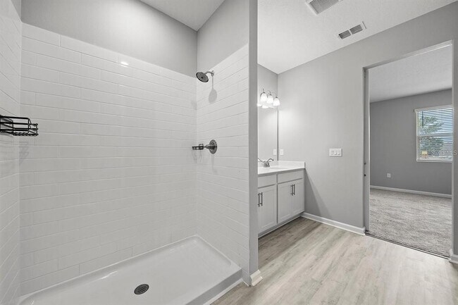 Building Photo - 3003 Fin Rd