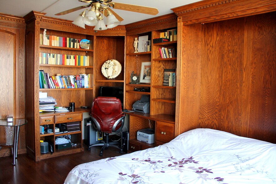 Bedroom - 505 N Lake Shore Dr