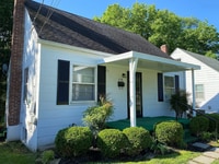Building Photo - Charming 2 Bed / 1 Bath Cape Cod in Camp T...