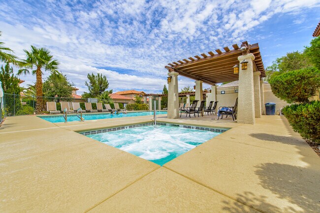 Building Photo - Stunning Gated Community in Summerlin!
