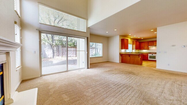 Building Photo - Desirable Skyhawk 3 bedroom Tri-Level Single Family