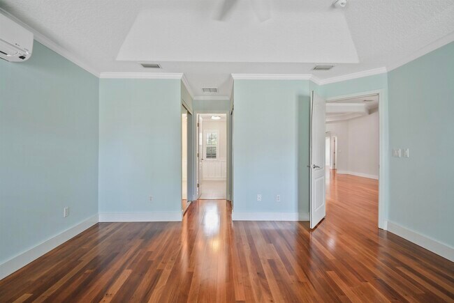 Building Photo - 299 N Ocean Trace Rd