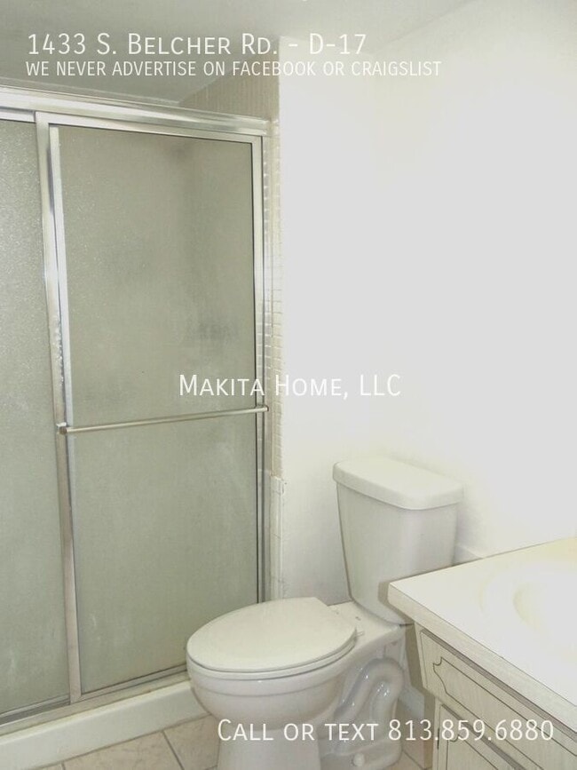 Building Photo - 1433 S Belcher Rd