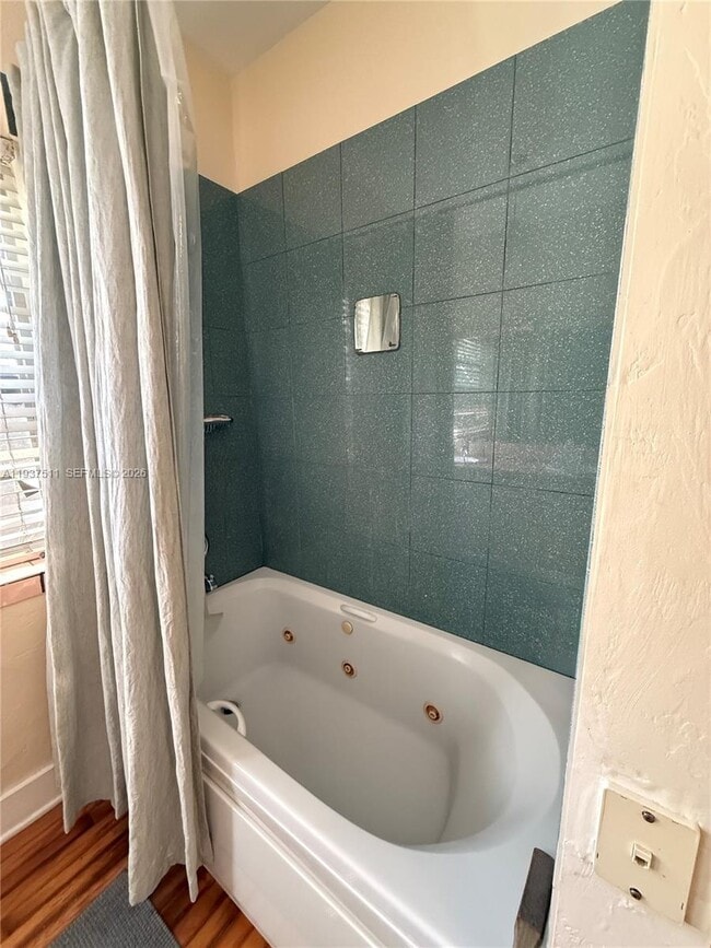 Building Photo - 1550 Jefferson Ave