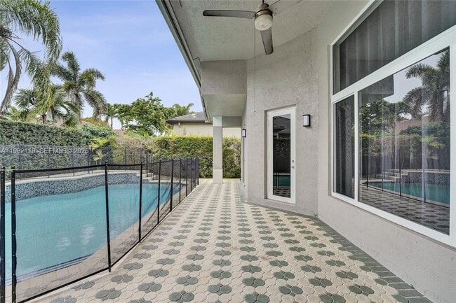 Building Photo - 8006 N Savannah Cir