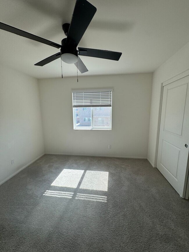 Building Photo - THIS HOME COMES WITH AN ADU