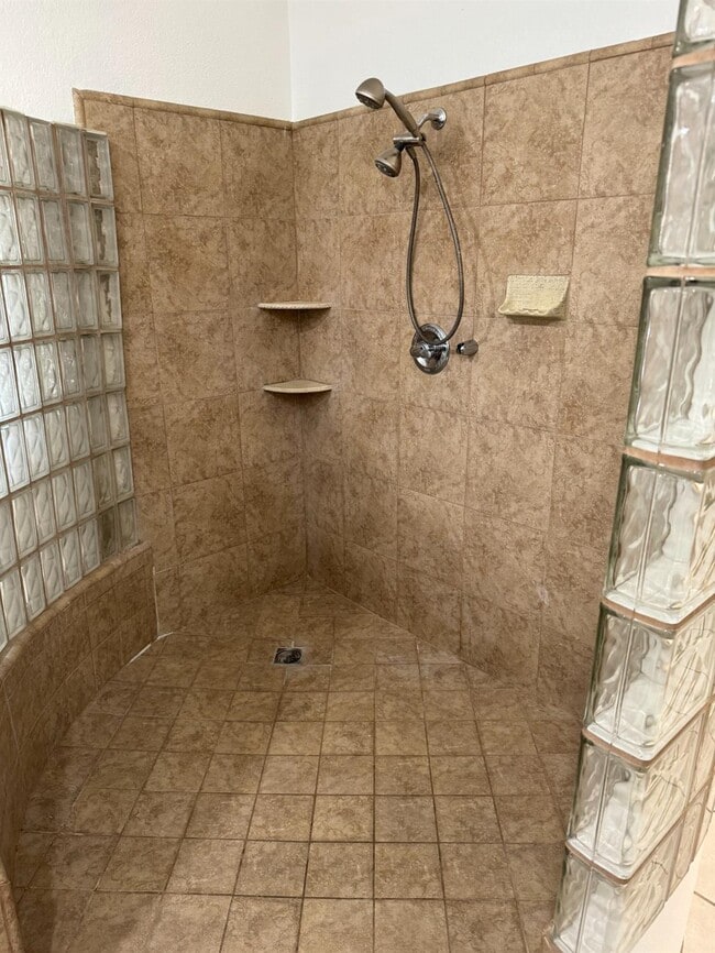 Building Photo - 3741 W Stuart Ave