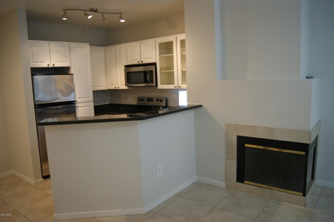 Building Photo - 3633 N 3rd Ave