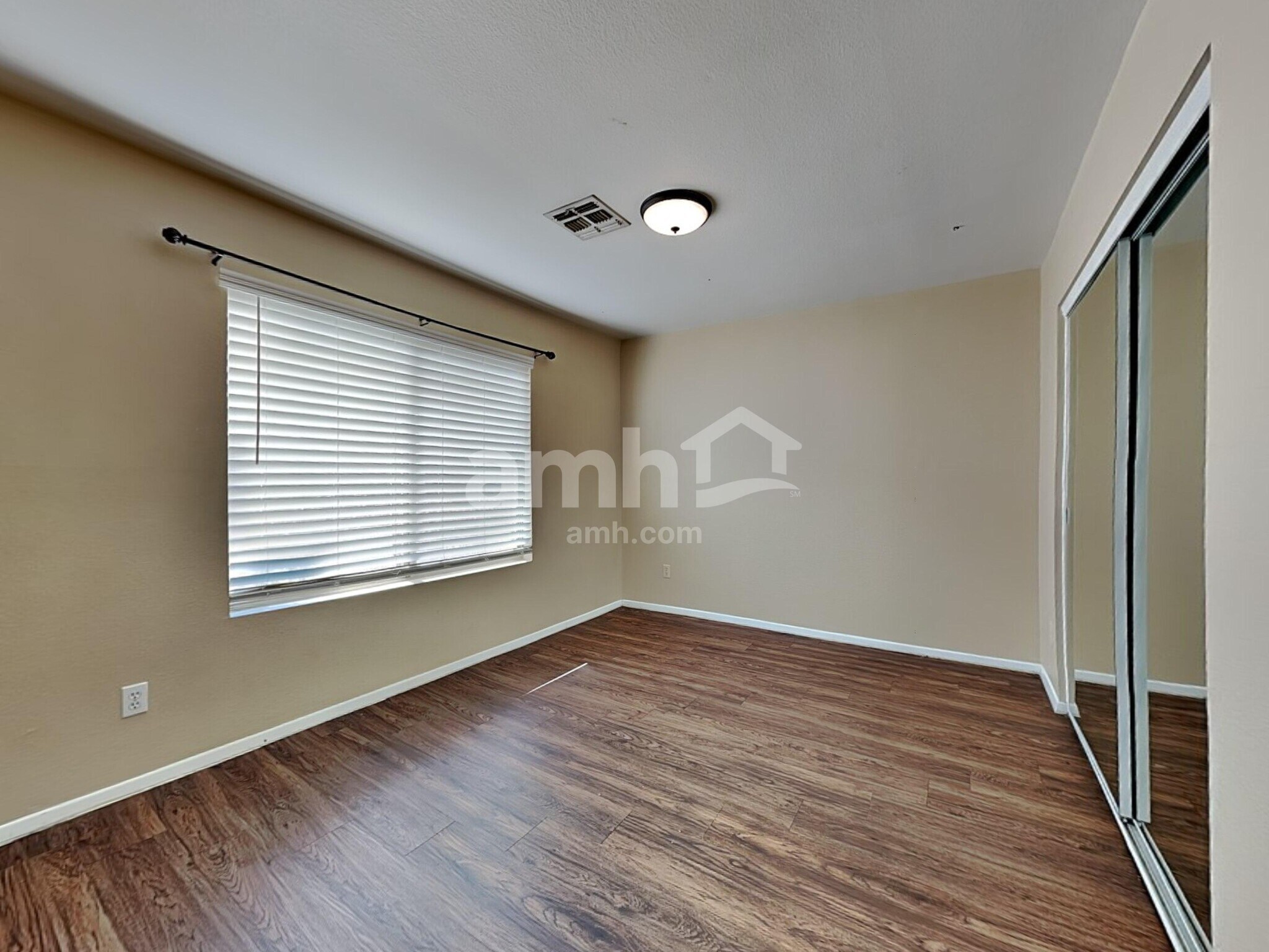 Building Photo - 8508 W Hazelwood St