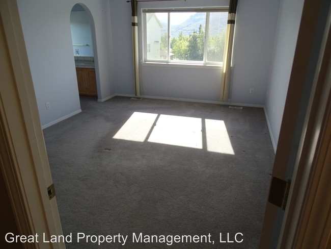 Building Photo - 3 br, 2.5 bath House - 20417 Philadelphia Way