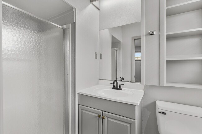 Building Photo - 4031 Gossett Dr