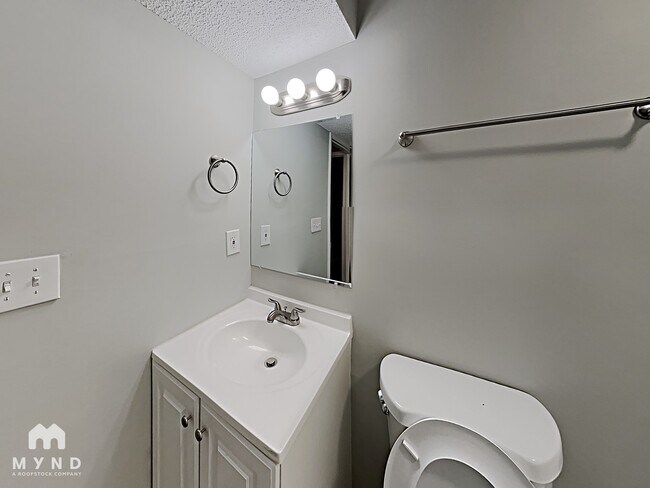 Building Photo - 7412 Highbury Ln