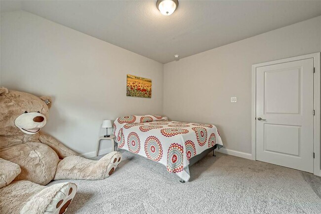 Building Photo - 13306 Stoneleigh Terrace Dr